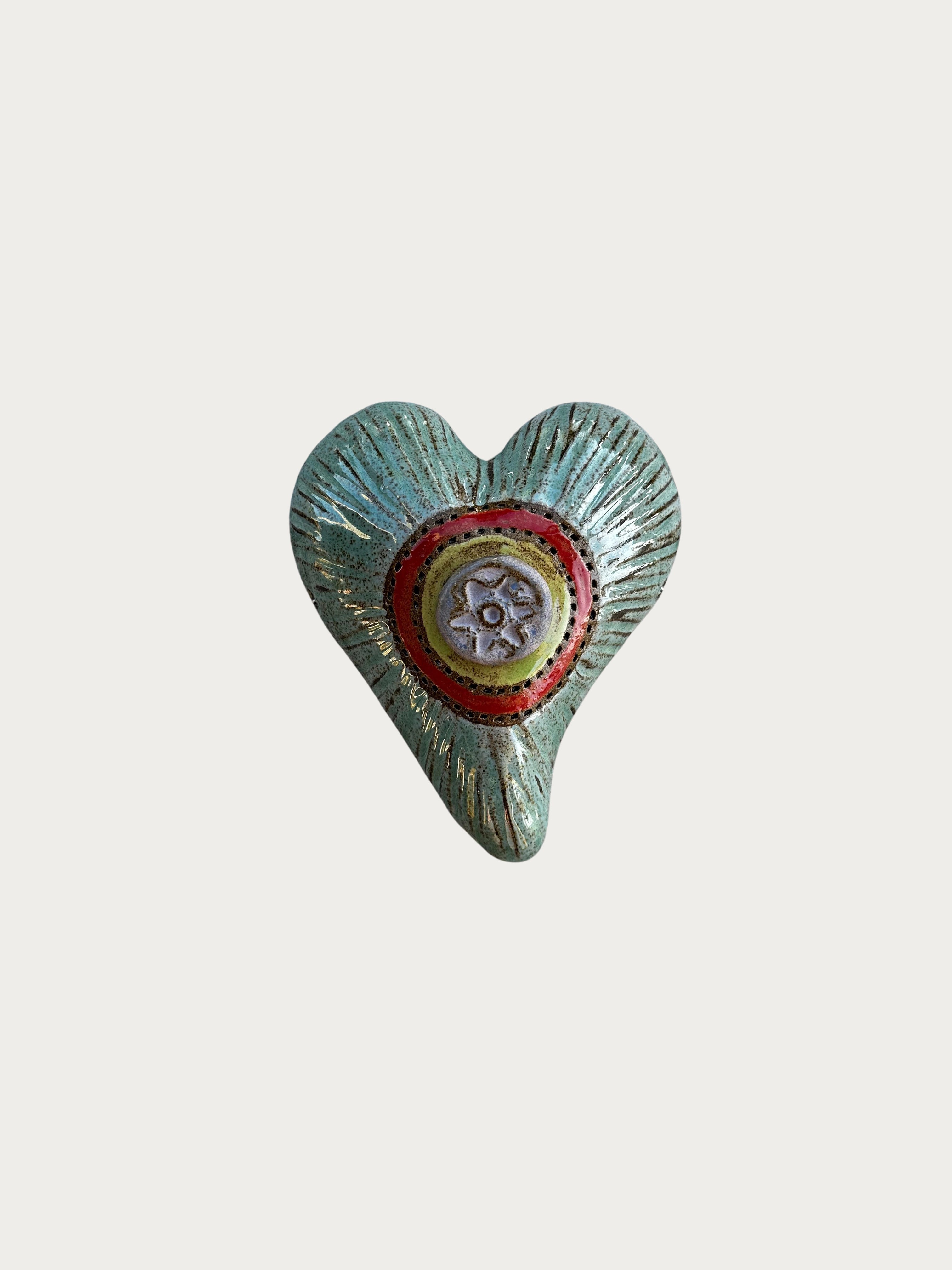 Circlebuttoninblueheart